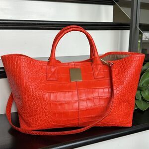 Couronne leather croc embossed like new shoulder handbag tote purse 2 way